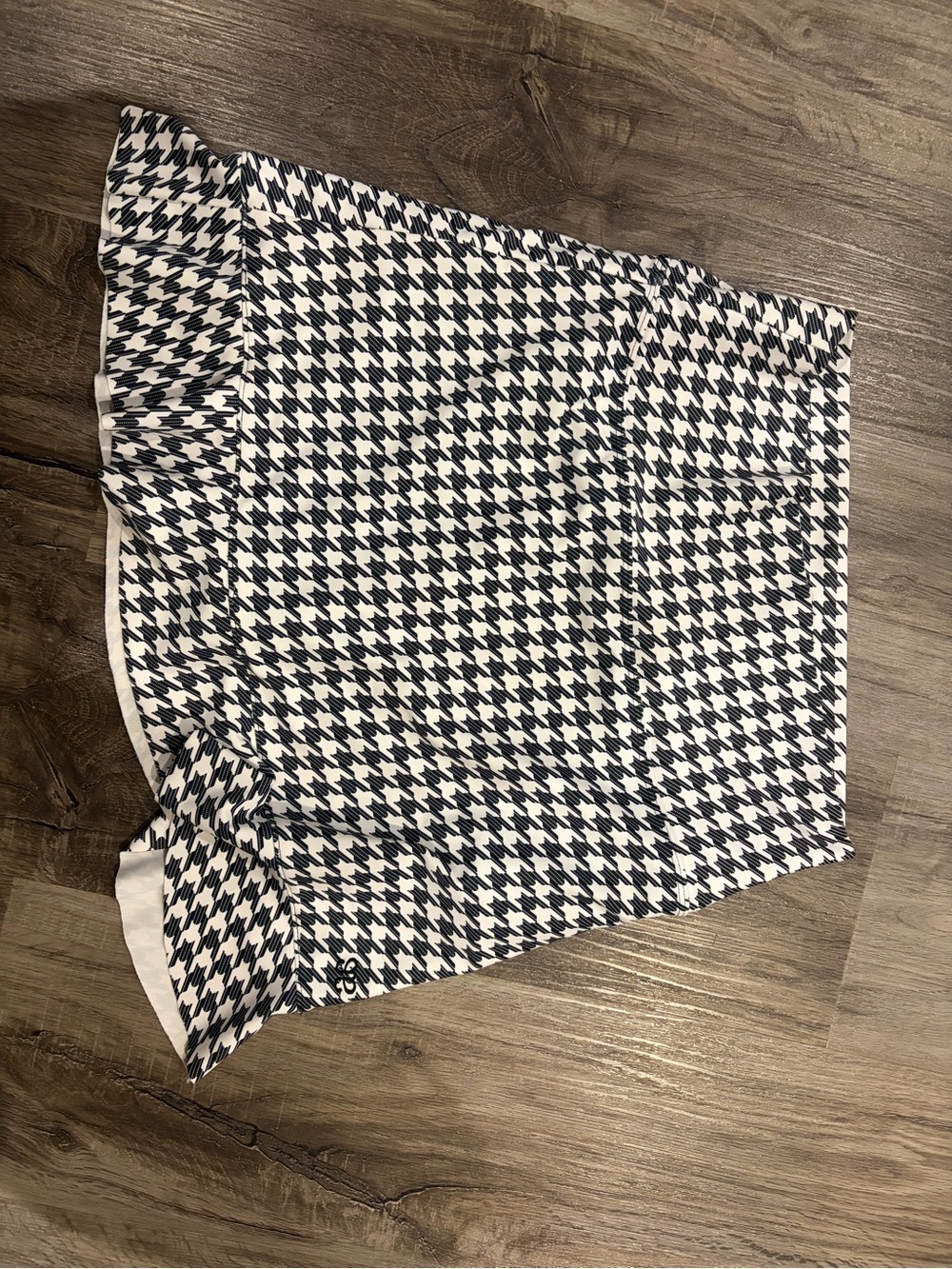Albion Navy and White Houndstooth Crop Top & A-Line Skirt Set - Picture 2 of 4